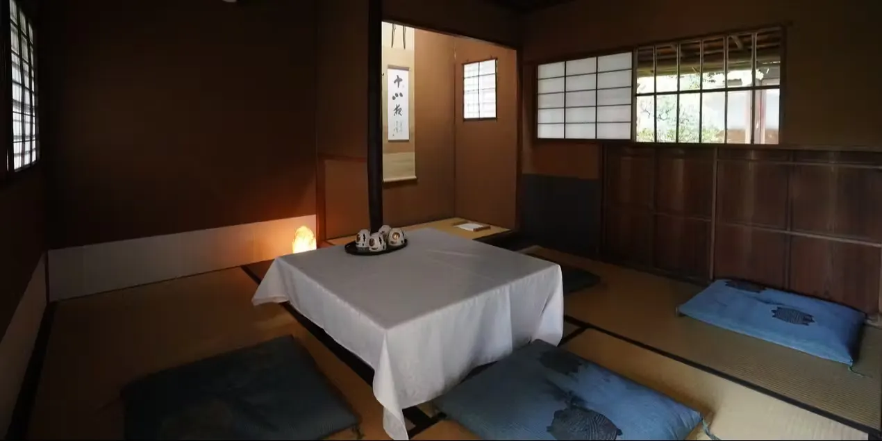 奥座敷会席 22,000円 ゆったりと寛げる個室にて職人の技が光る逸品を堪能