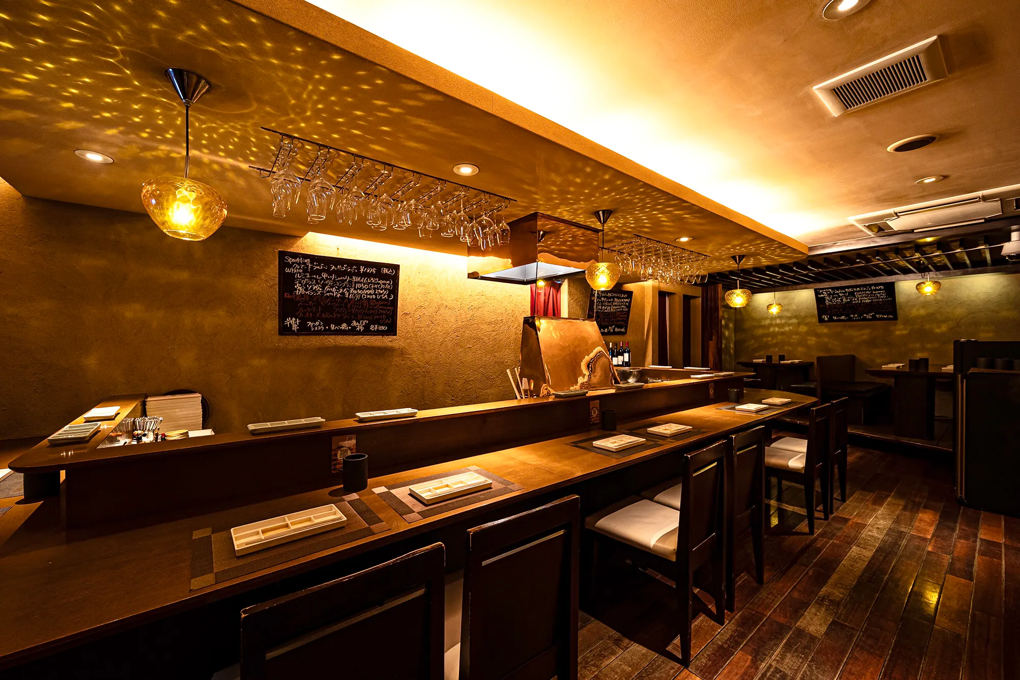ワインと串揚げ こぱん