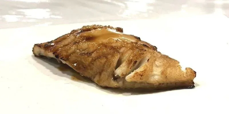 【午餐】8貫握壽司 1條卷物