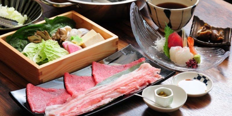 Luxurious Shabu-shabu Course with Kirishima Pork and Black Wagyu Beef ~Feast of Sashimi and Fried Chicken~ Includes All-You-Can-Drink