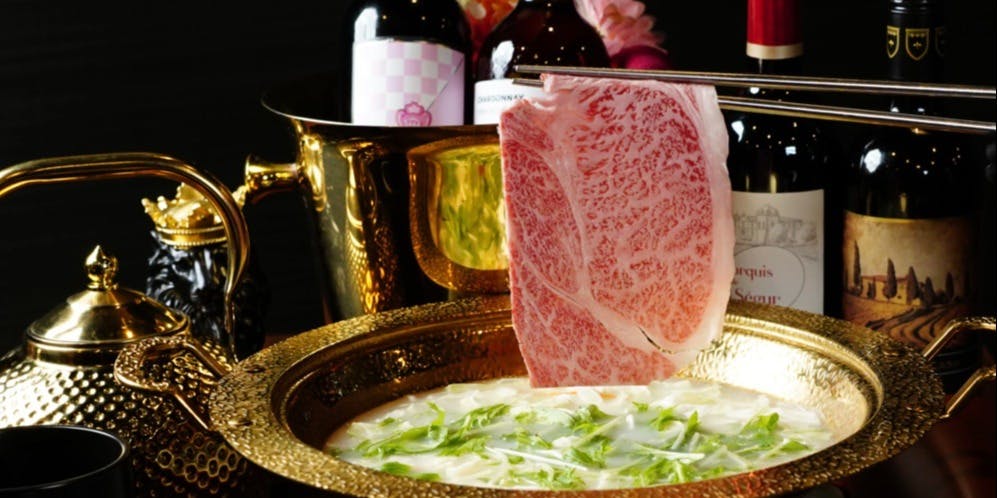 【極上嚴選和牛×品牌豬的各半】鈴蘭煮肉鍋套餐 全8品