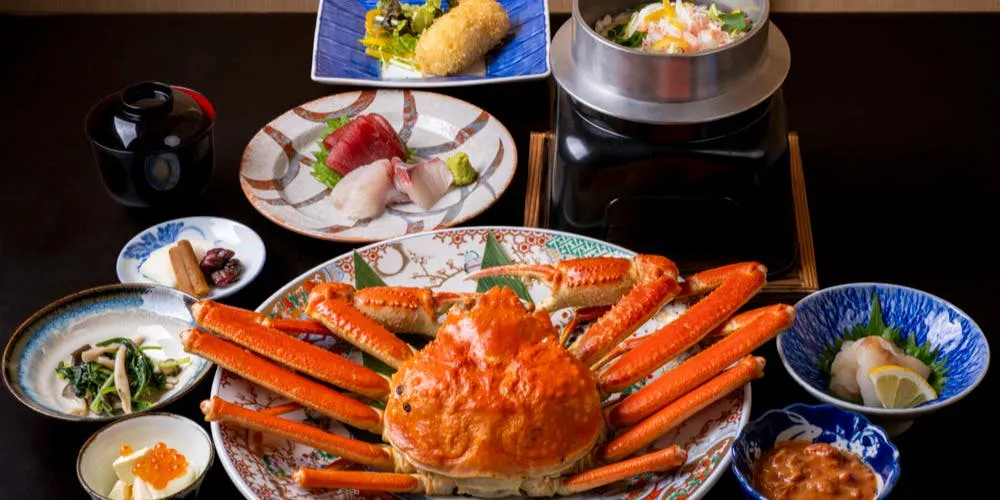 [Boiled Crab Course] 8 dishes including boiled snow crab, sashimi, cream croquettes, and kamameshi