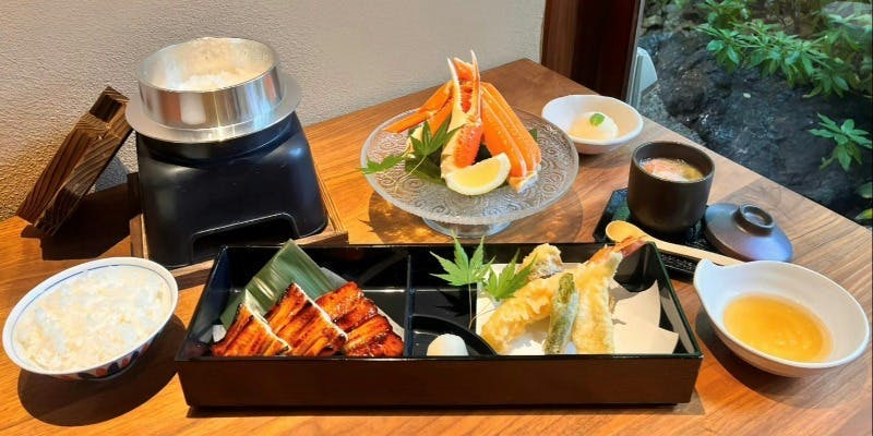 Colorful Lunch with Crab and Sado-grown Koshihikari Rice