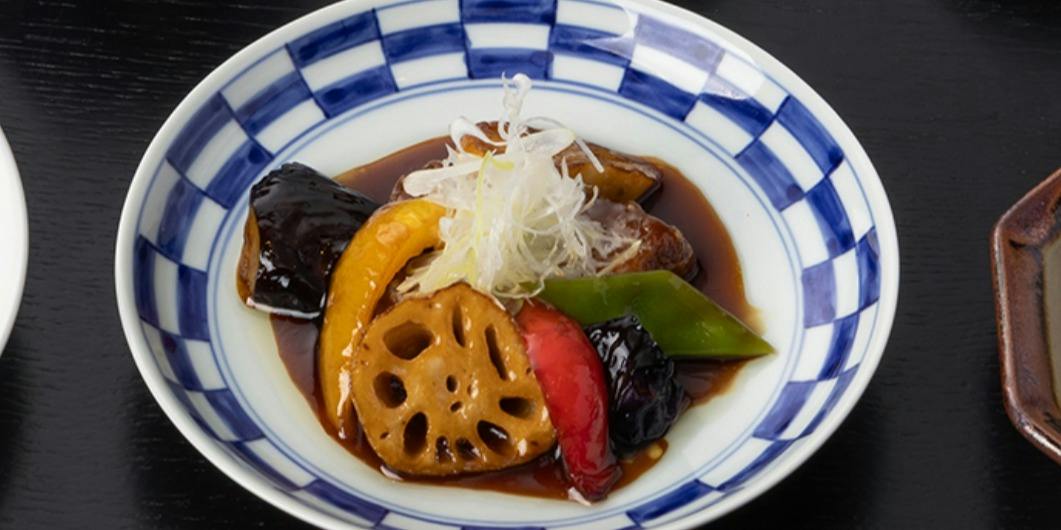 【ダイニング コースA】人気の味噌漬け焼きや黒酢炒めなど 全8品
