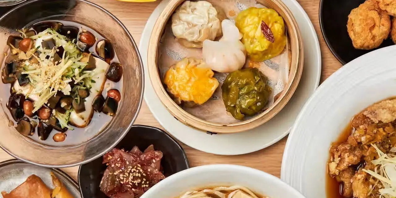 【新忘年會・宴會】附2小時無限暢飲！創意中華料理和滿載點心的套餐 全10道菜品