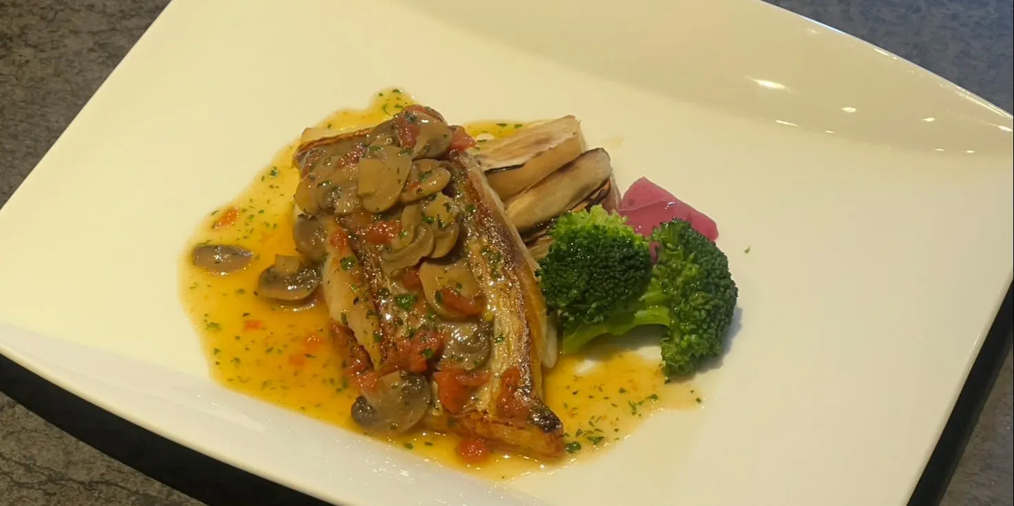 Lunch Course: An Elegant Afternoon Gastronomic Experience