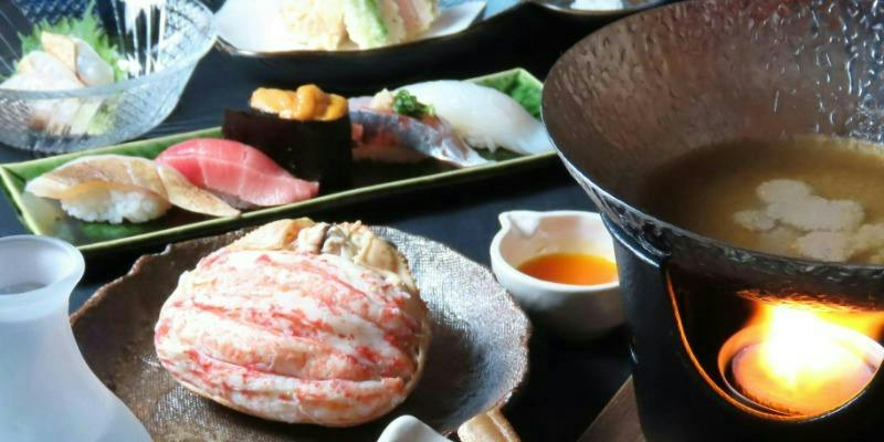 旬のズワイガニを堪能！鮨と蟹の「蟹しゃぶコース」　