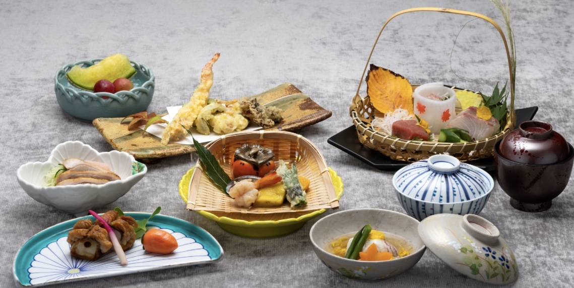 Miyabi Kaiseki: Seasonal Sashimi, Small Hot Pot, Grilled Dishes, and More