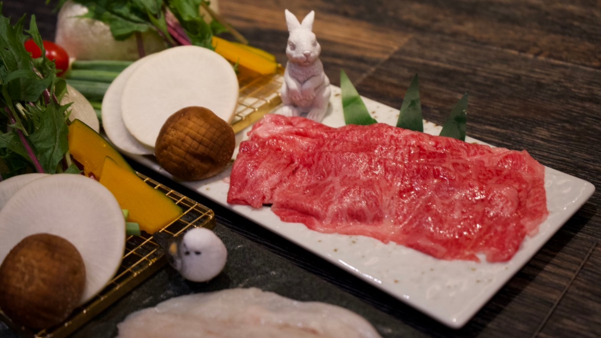 [Dinner] Winter in Kyoto: A Sensory Journey Through Meat - Omi Beef Sukiyaki Course