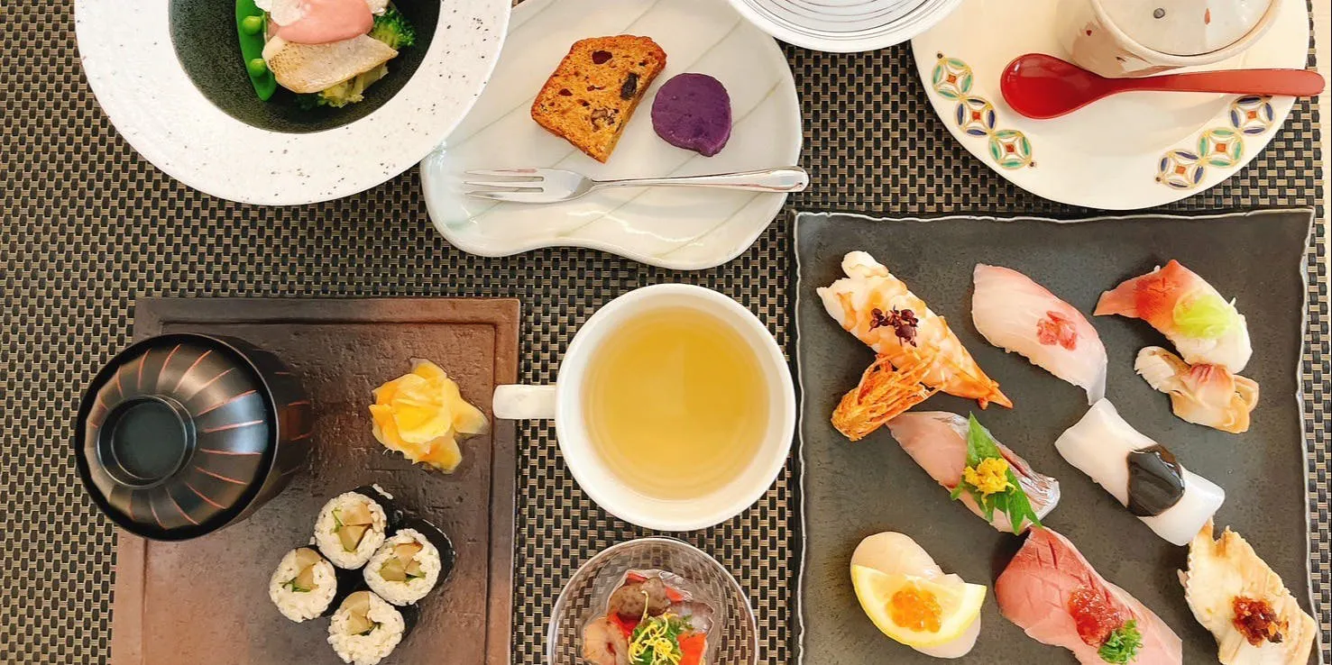 【宝冢套餐】时令料理4道，手握寿司8贯、留椀、甜品等共7道菜品