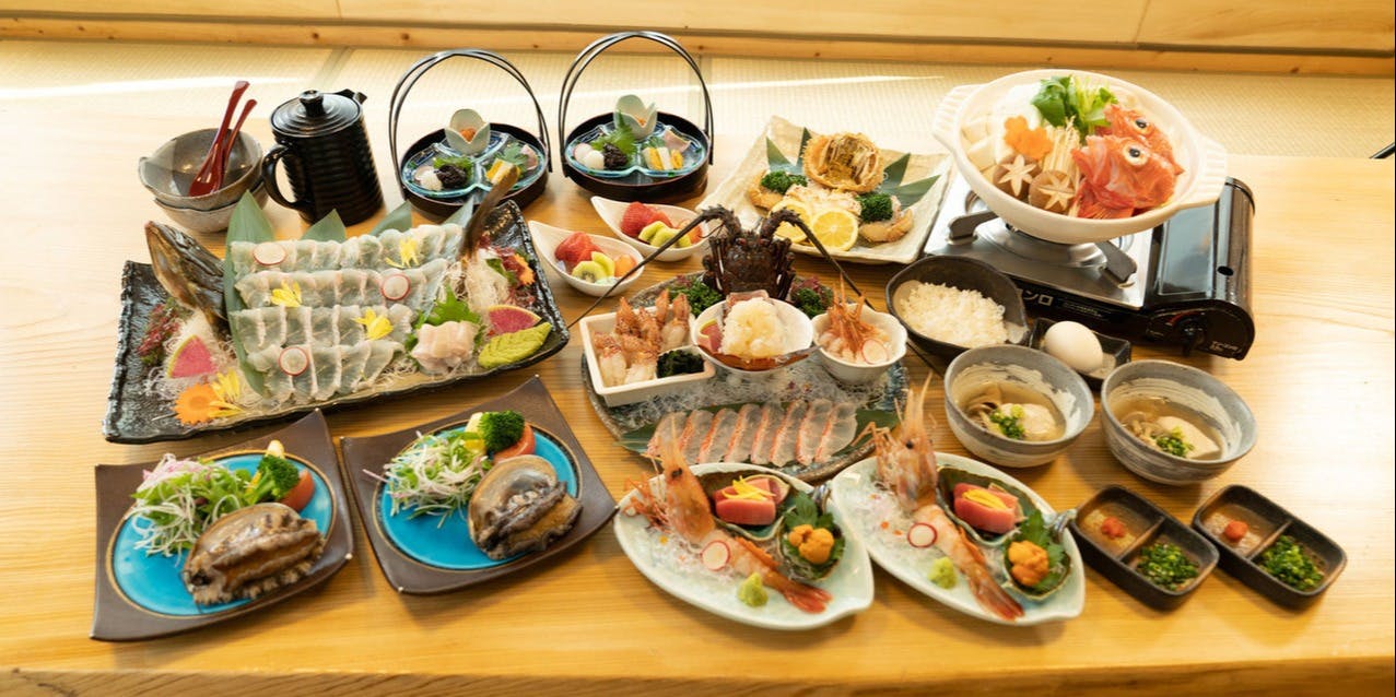 [Three Signature Golden Shabu-Shabu Course] [Hana] A 10-course selection featuring our proud Three Signature Golden Shabu-Shabu