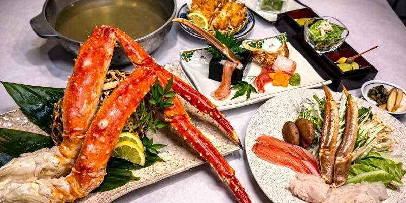 【納涼床午餐菜單】～吉祥御宴～水煮鱈場蟹、螃蟹與鱧魚涮涮鍋等共7道菜