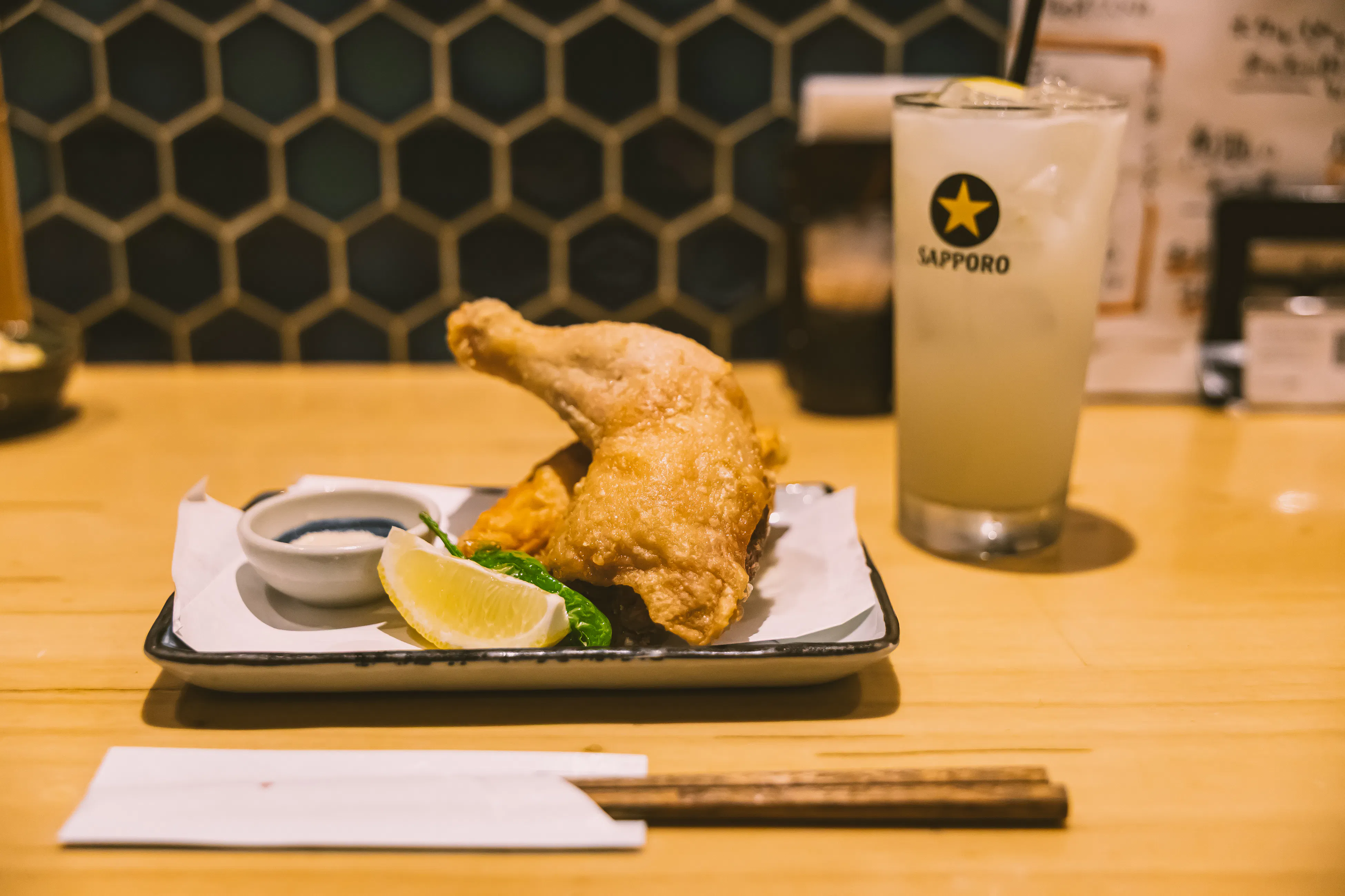 丸鶏料理と濃厚水炊き鍋 鳥肌
