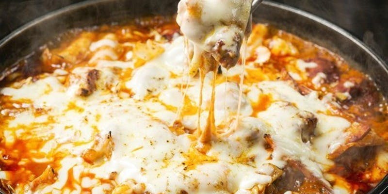 2h 음료 무제한 포함 치즈닭갈비와 해산물 부침개 등... 대인기! 치즈닭갈비 코스