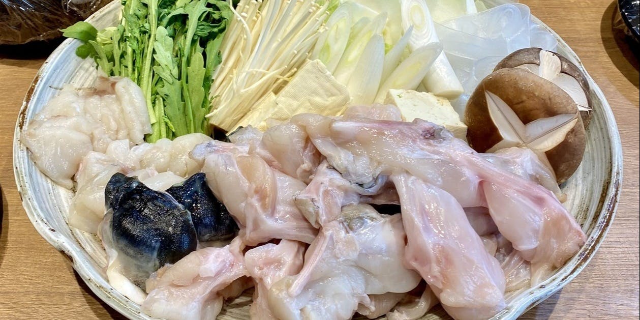 【복어 첫 경험 페어 할인】명물 텟치리 나베 & 음료 무제한!