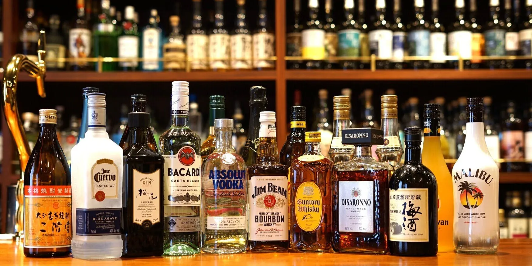 'Standard All-You-Can-Drink (2 hours) Course (Total of 57 types)' *Drink-only plan, for 2 or more people.