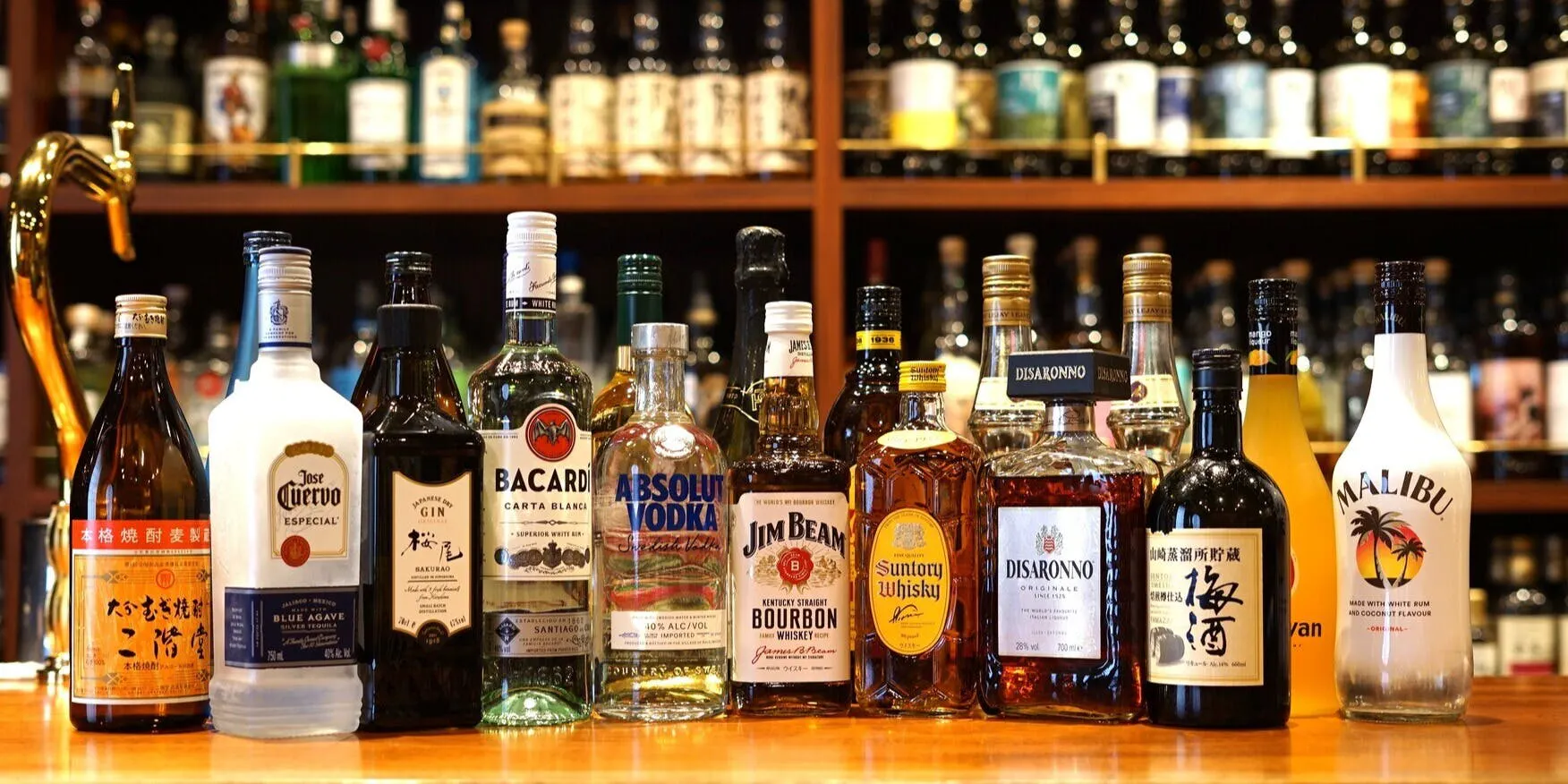 'Standard All-You-Can-Drink (2 hours) Course (Total of 57 types)' *Drink-only plan, for 2 or more people.