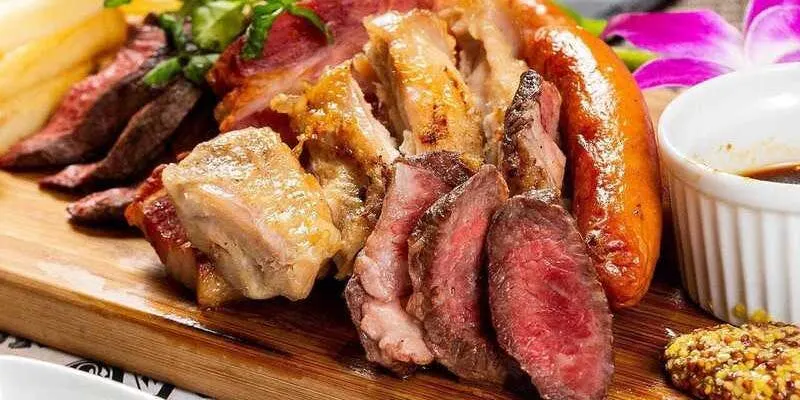 「炭火焼きスタンダードコース」ポークステーキ含10品 2時間飲み放題付 5000円→4000円