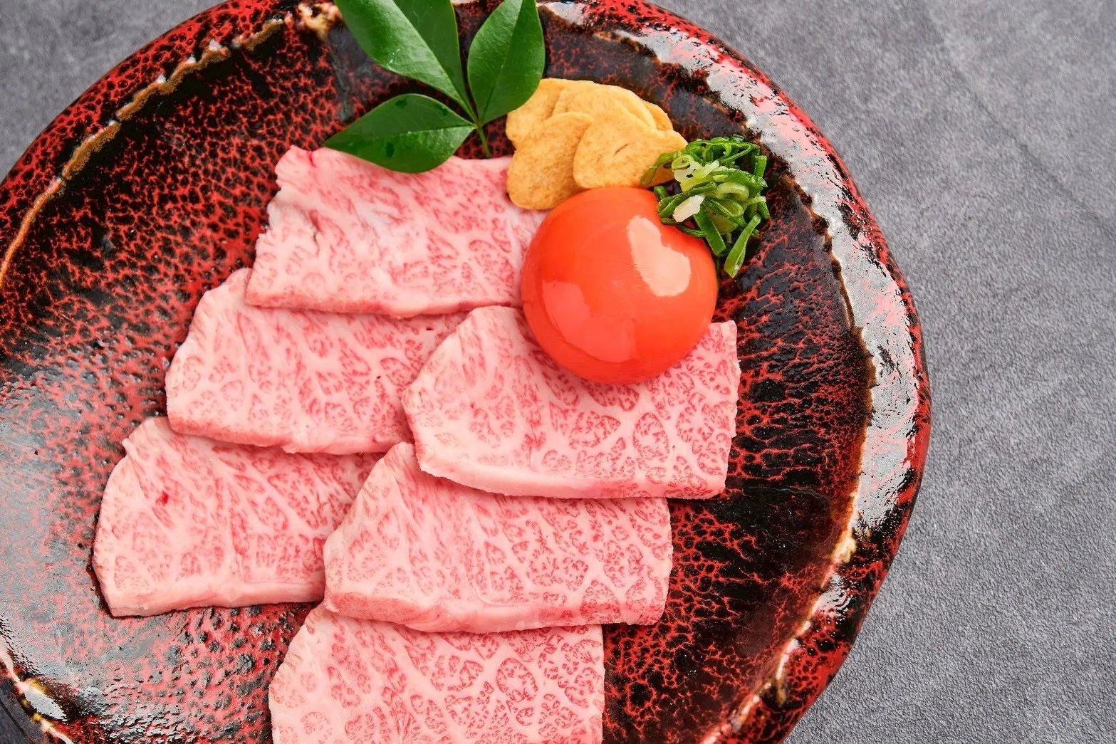 【嚴選套餐】生肉拌牛肉(生肉ユッケ)和甜品可無限續點