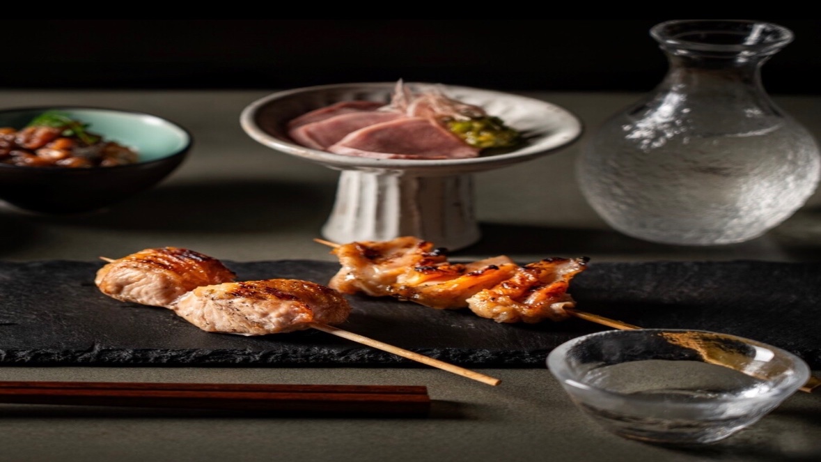 おまかせ焼鳥3本やチキン南蛮など10品