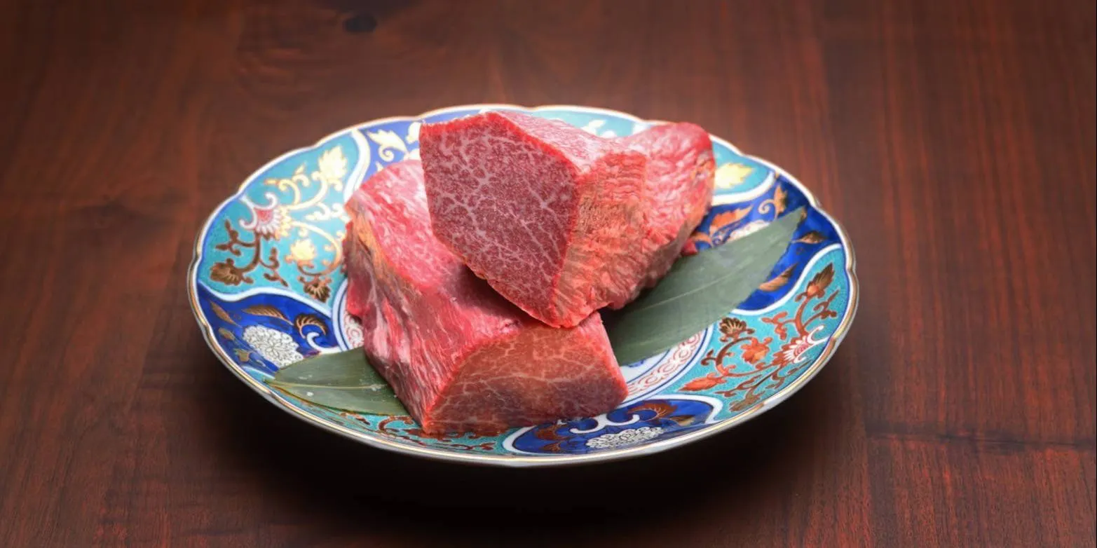 【沙朗牛排套餐】前菜、沙朗牛排、结尾茶泡饭、甜点等共约7道菜