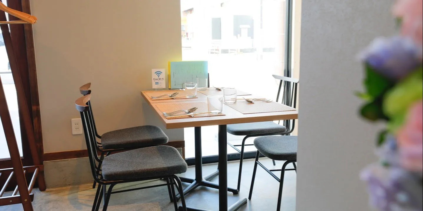 cafe bistro Sola
