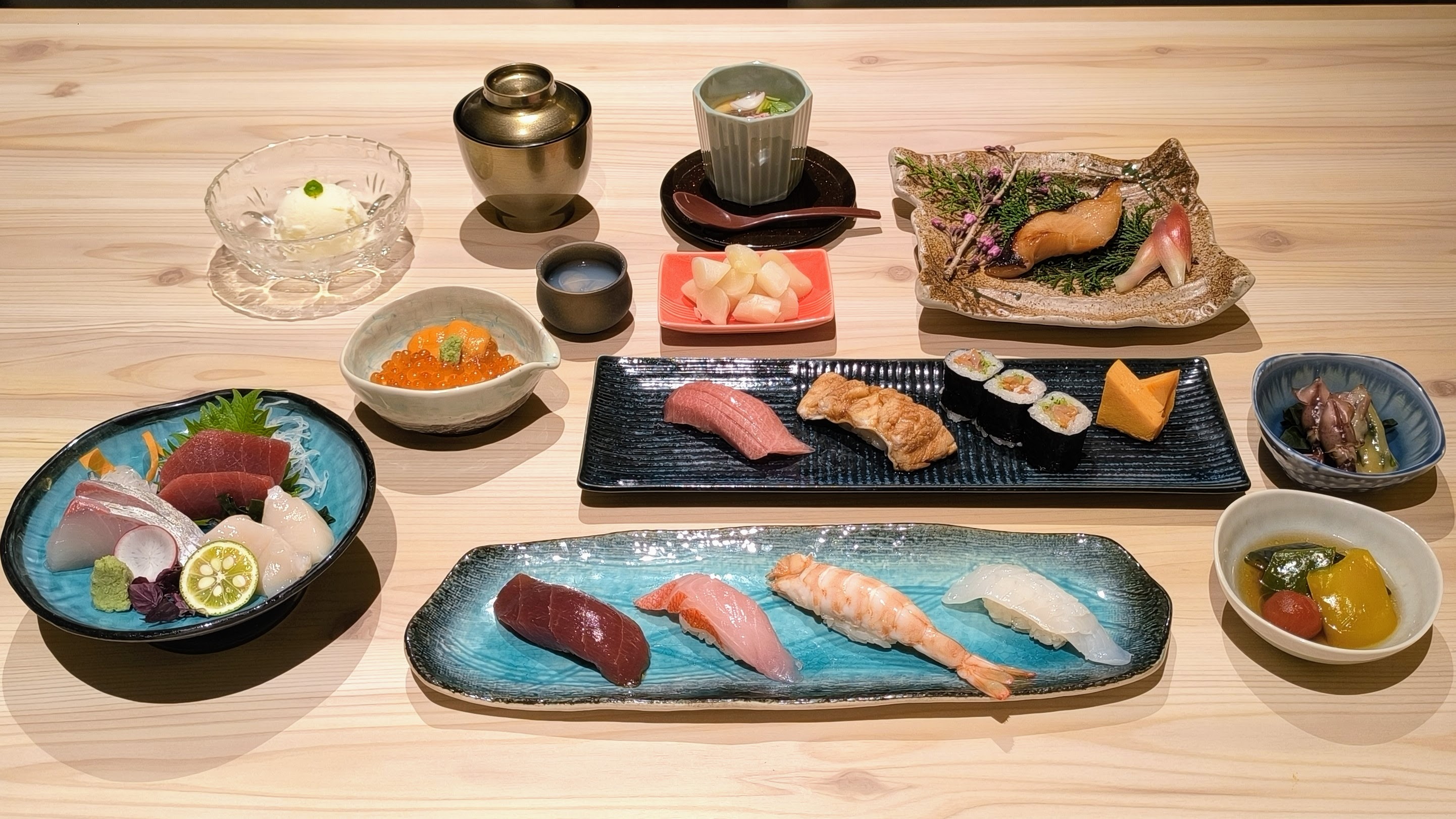 魚魚　toto