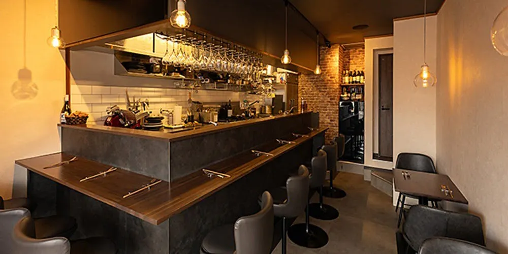 BISTRO Aka.neco.