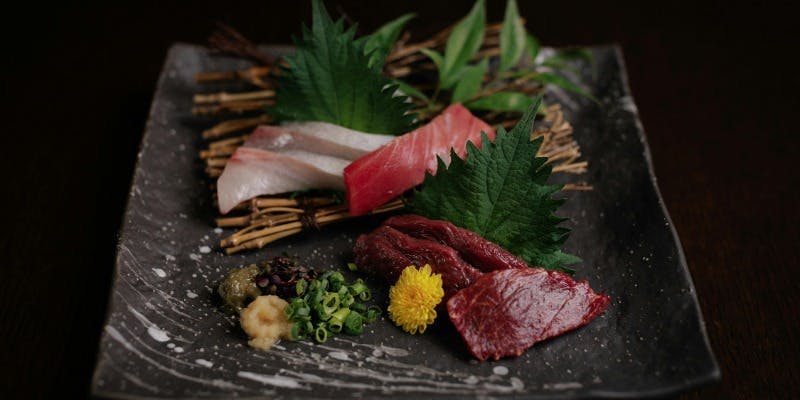 けやき｜馬肉と海の幸を味わう充実コース 