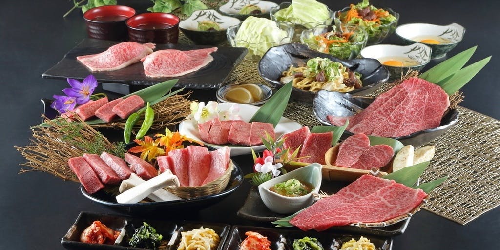 特选神户牛16道菜的豪华套餐