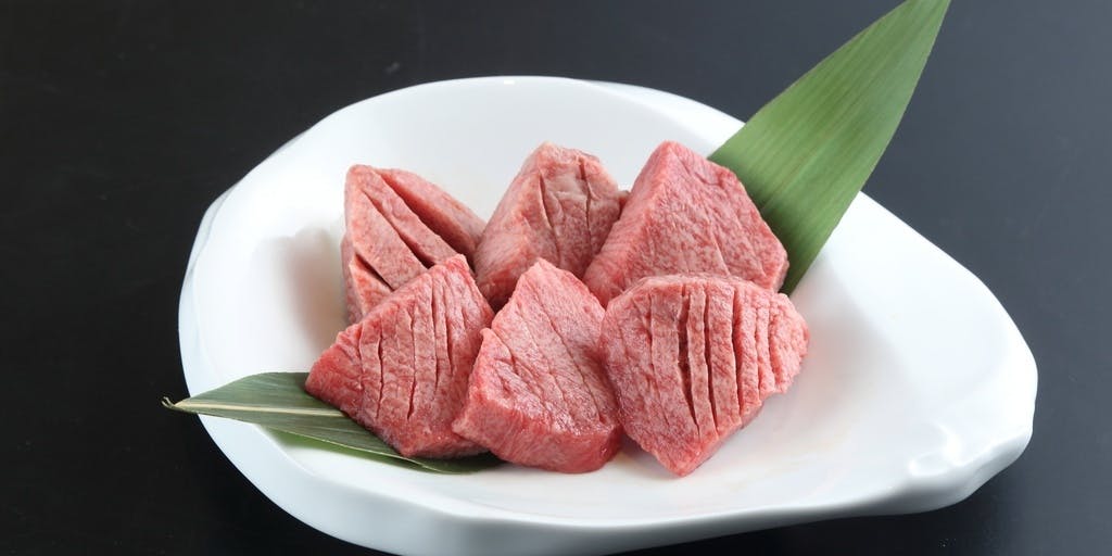 【极致套餐】100种自助餐，包括精选神户牛肉