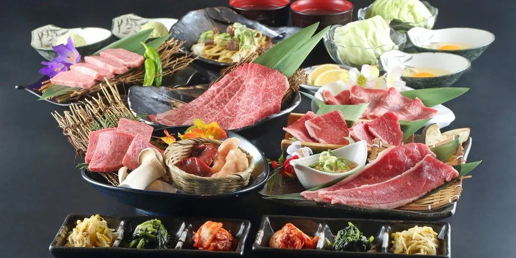 黑毛和牛与国产牛14道菜的满意套餐