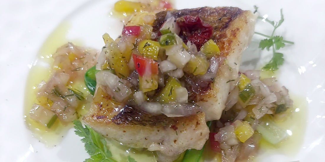 Dinner C 8-course menu: 3 appetizers, main dishes are fish and meat, a pasta finale, 2 desserts, and a drink included. A course for special occasions.