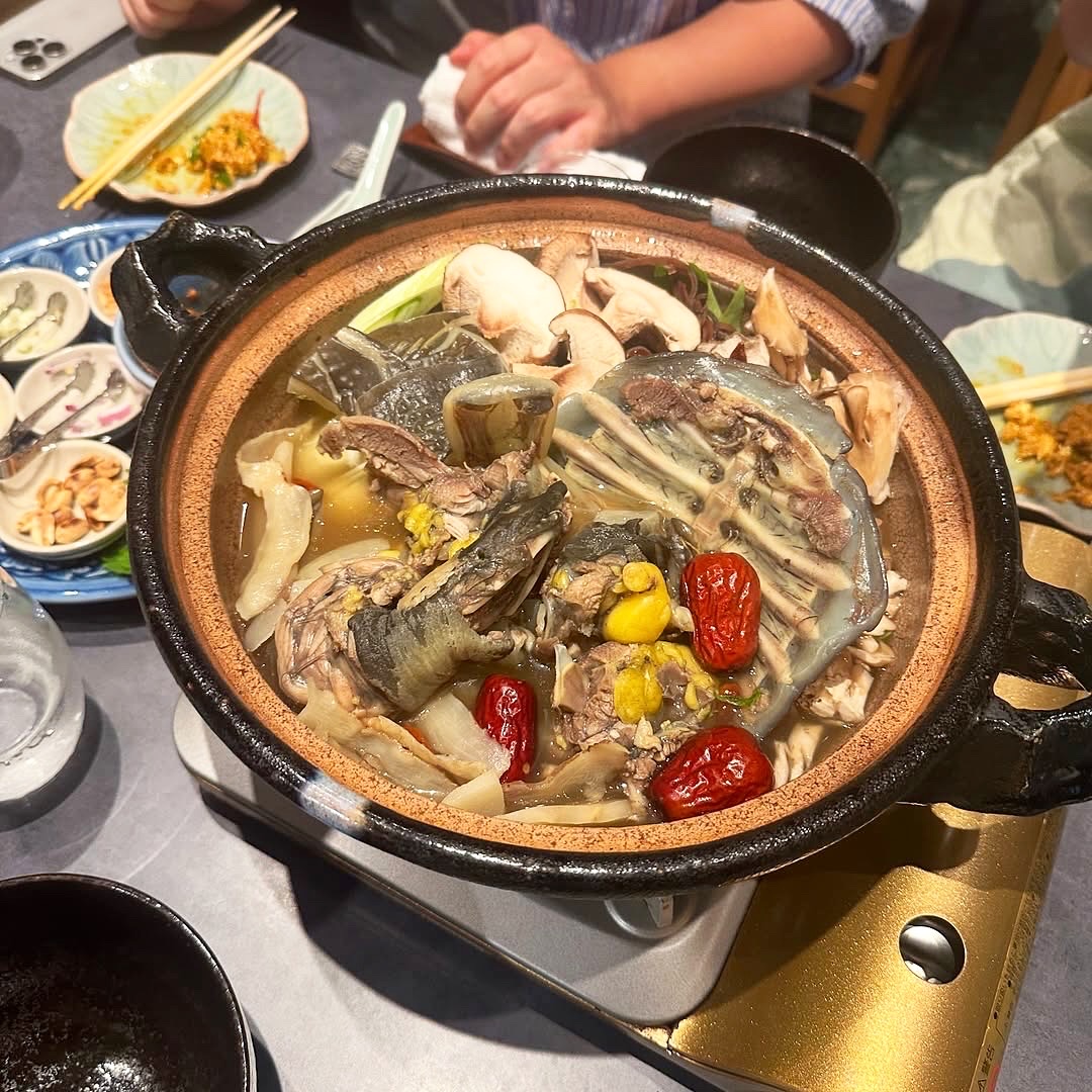 ～タイ料理研究家 長澤恵先生監修～【THAI式薬膳すっぽん一匹コース】 1ドリンク付　4名様シェア用