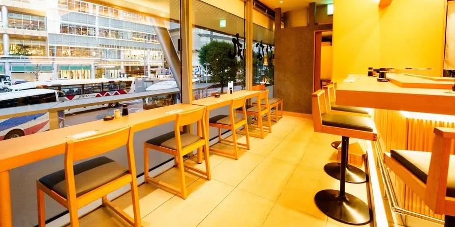 浅草寿司場 ひなと丸 東京駅中央店