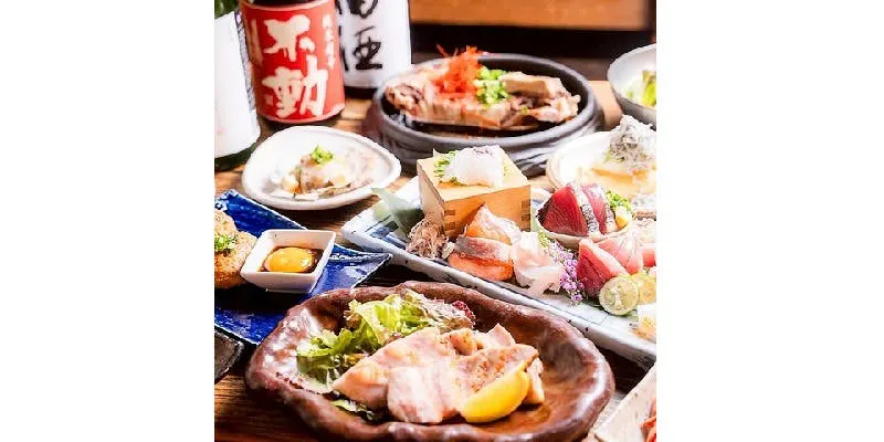 2小时畅饮 5000日元（含税）共10道菜 烧烤肋排和鲜鱼“最受欢迎”套餐