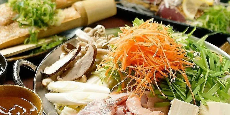 可选3种汤底【鸡肉火锅套餐】含关东煮萝卜、炸鸡块等 共7道菜