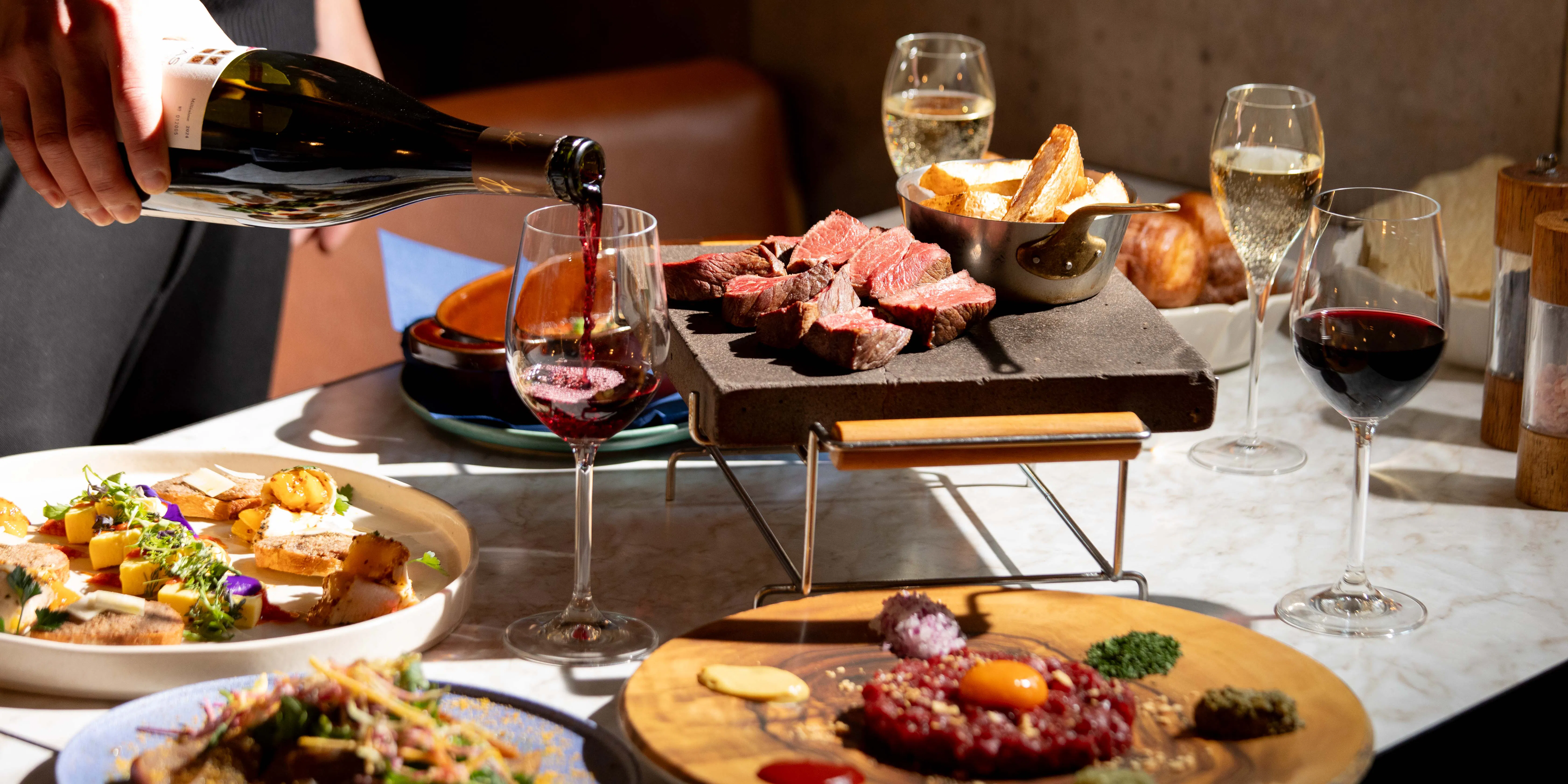 [Free-Flow Lunch] 6 Dishes Including Chunk Steak and Seasonal Fresh Fish + 120-Minute All-You-Can-Drink