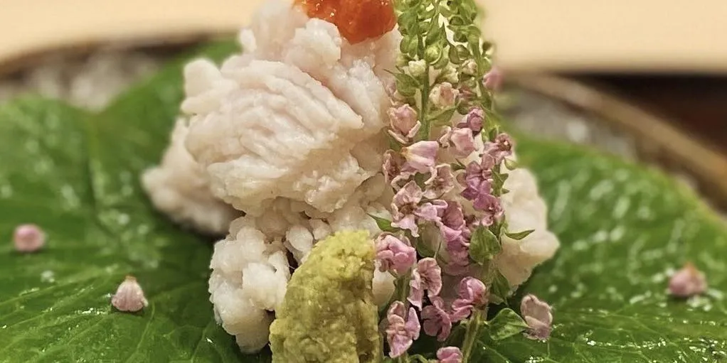 【おまかせコース】鮑や鮨、和牛など、厳選食材を贅沢に使用した全11品のコース