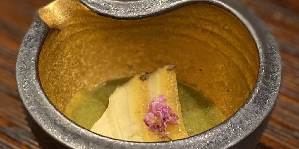 【おまかせコース】鮨4貫を含む、季節を彩る全7品のコース