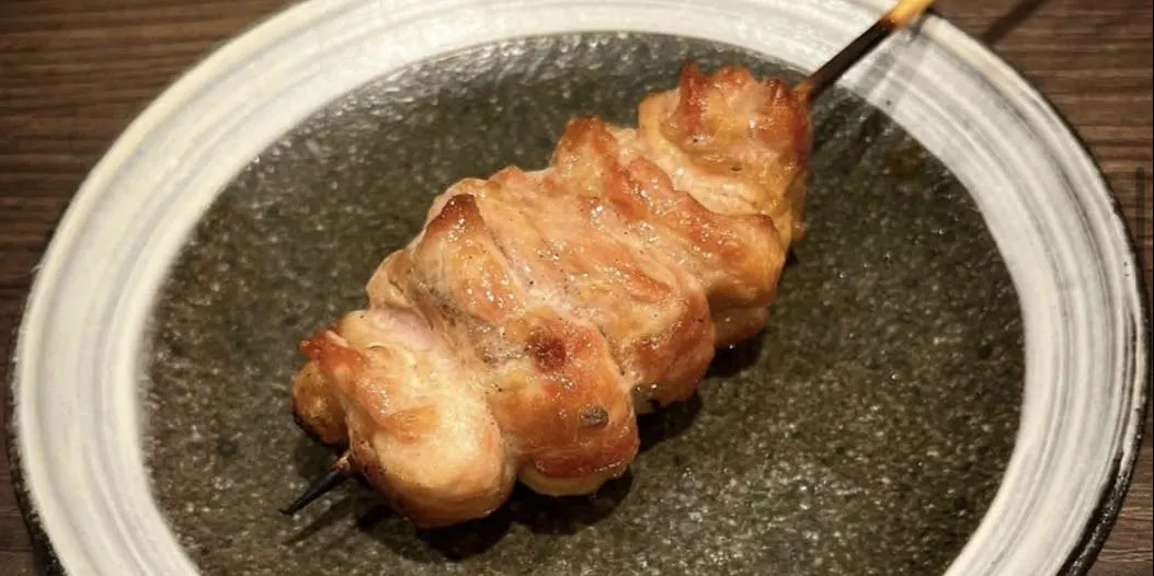 【山套餐】燒鳥4種、蔬菜串1種、刺身2種、炸物2種、海鮮沙拉等全7品