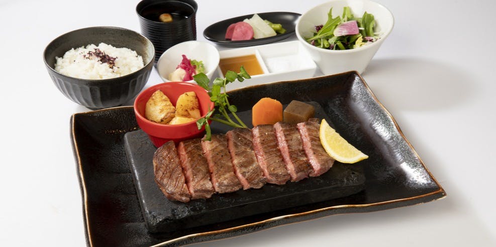 [Dinner Course] Hibiki – A 9-Course Meal Featuring Grilled Lobster and Specially Selected Kuroge Wagyu Steak