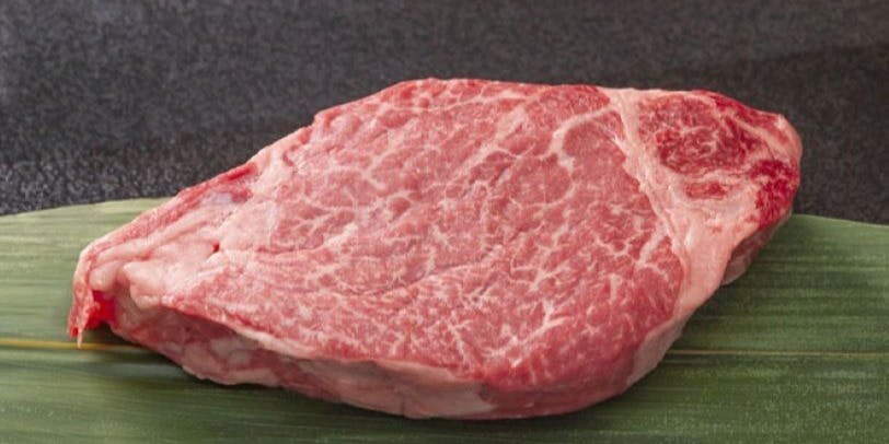 神户牛特别套餐～神户牛牛排肉及神户牛牛肉木箱双层盛360g、神户牛烧肉涮涮锅等神户牛盛宴～
