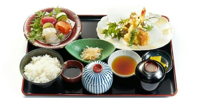 【天繁御膳】天婦羅生魚片御膳