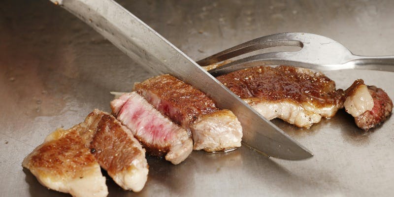 【 Menu de Cerdo 】骨付き豚ロースのプランチャをメインにした全7皿
