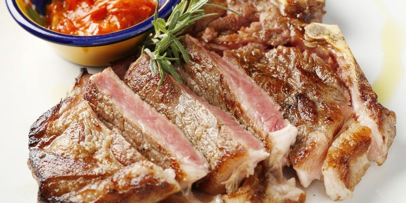【 Menu Chuletn 】骨付き牛ステーキ 「 チュレトン 」 をメインにした全7皿