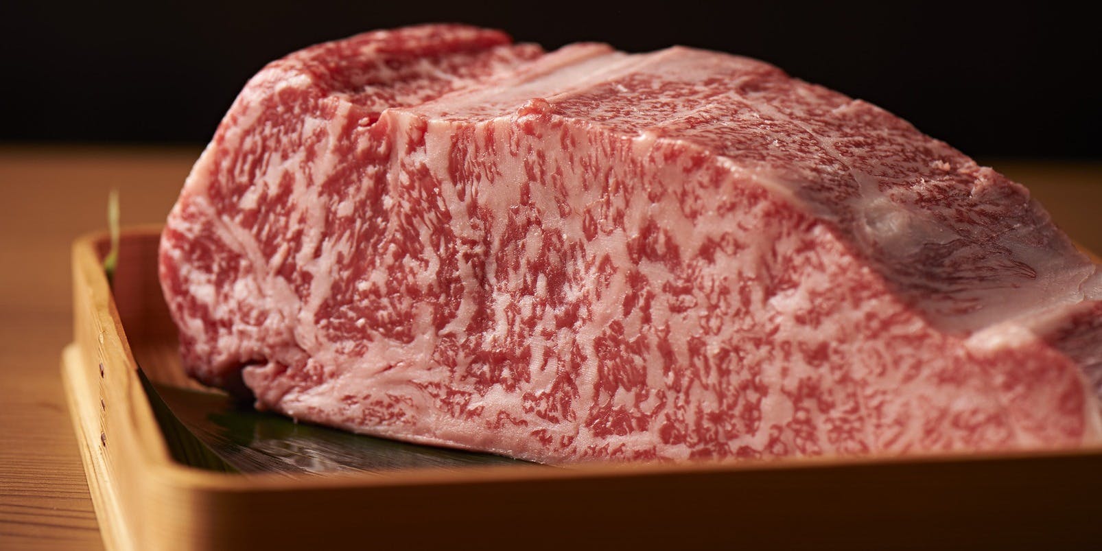 【料理8品】盡享當季美味與可選砂鍋飯的主廚精選套餐
