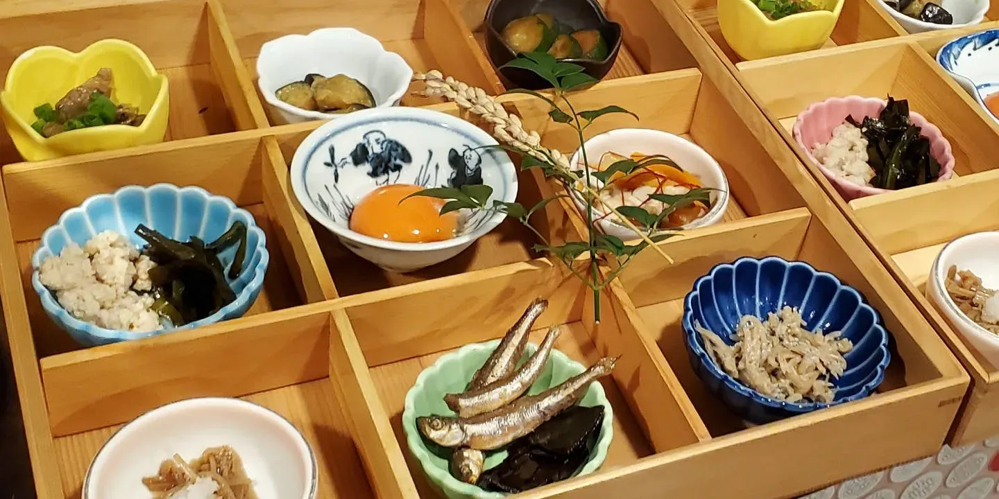 【URASHIKI套餐】优惠享受休闲日式料理+全包式服务