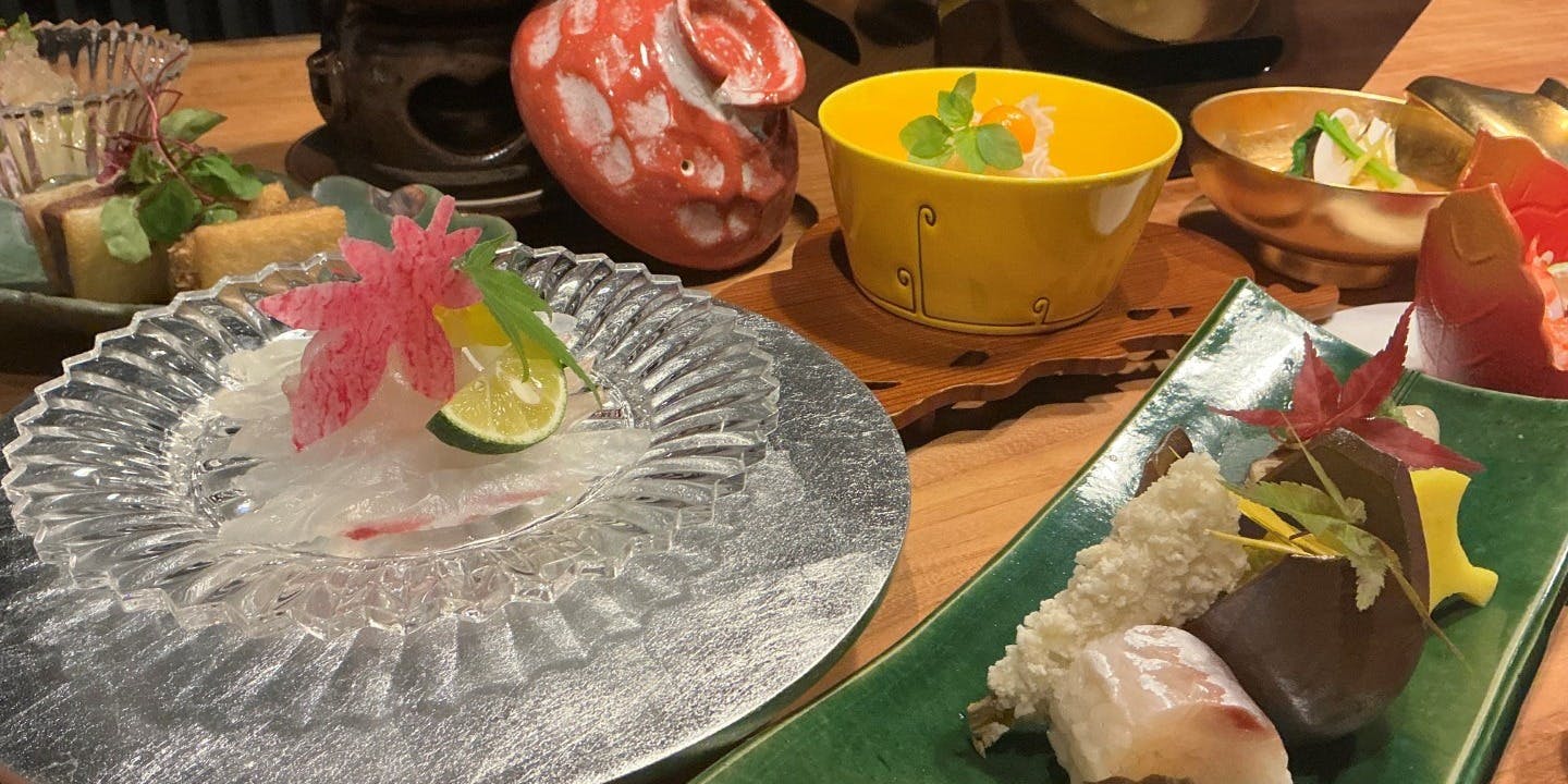 Chef's Choice Menu: Assorted 7 Seasonal Appetizers, Charcoal-Grilled Seasonal Premium Fish, and Other Selected Dishes, Total of 9 Courses