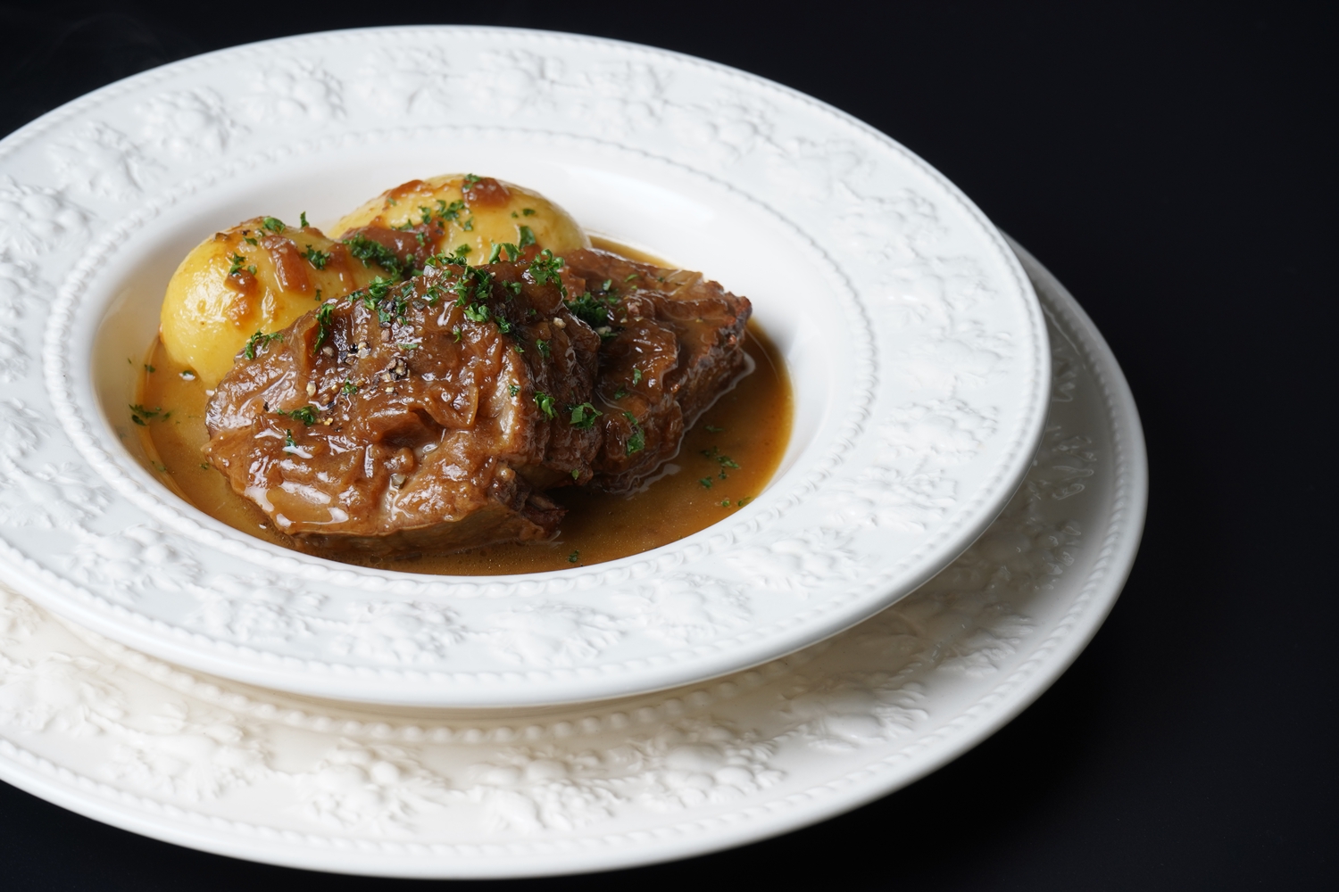 【Menu Bellecour】魚か肉か選べるメイン1品のお昼のコース
